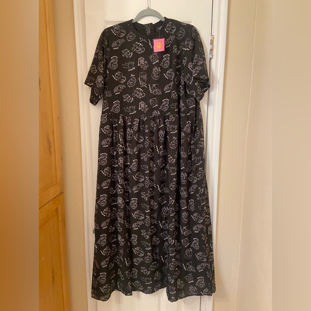 Dressed in LALA Never Too Much Oversized Dress in Zodiac size Small NWT